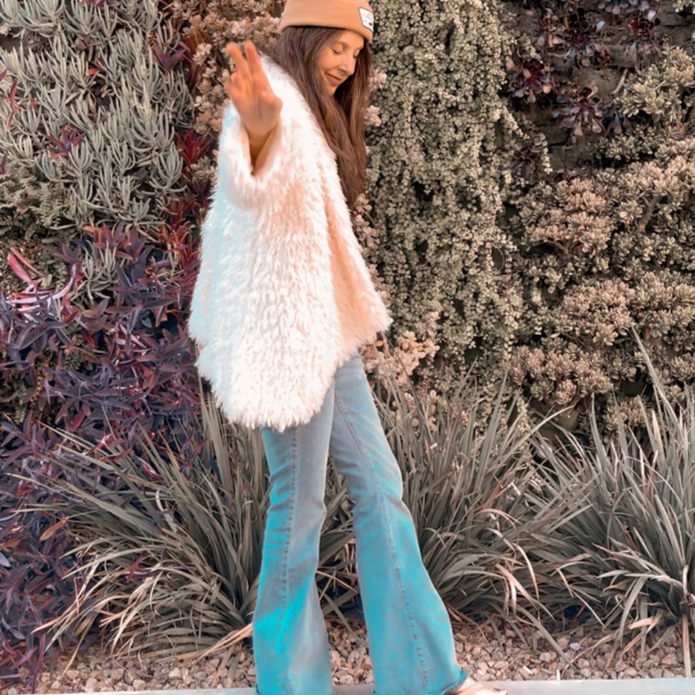 Jessie’s Pick’s ❤️‍🔥 Like this Listing & Comment Pick 4 me & I will PICK 4 U! 😘